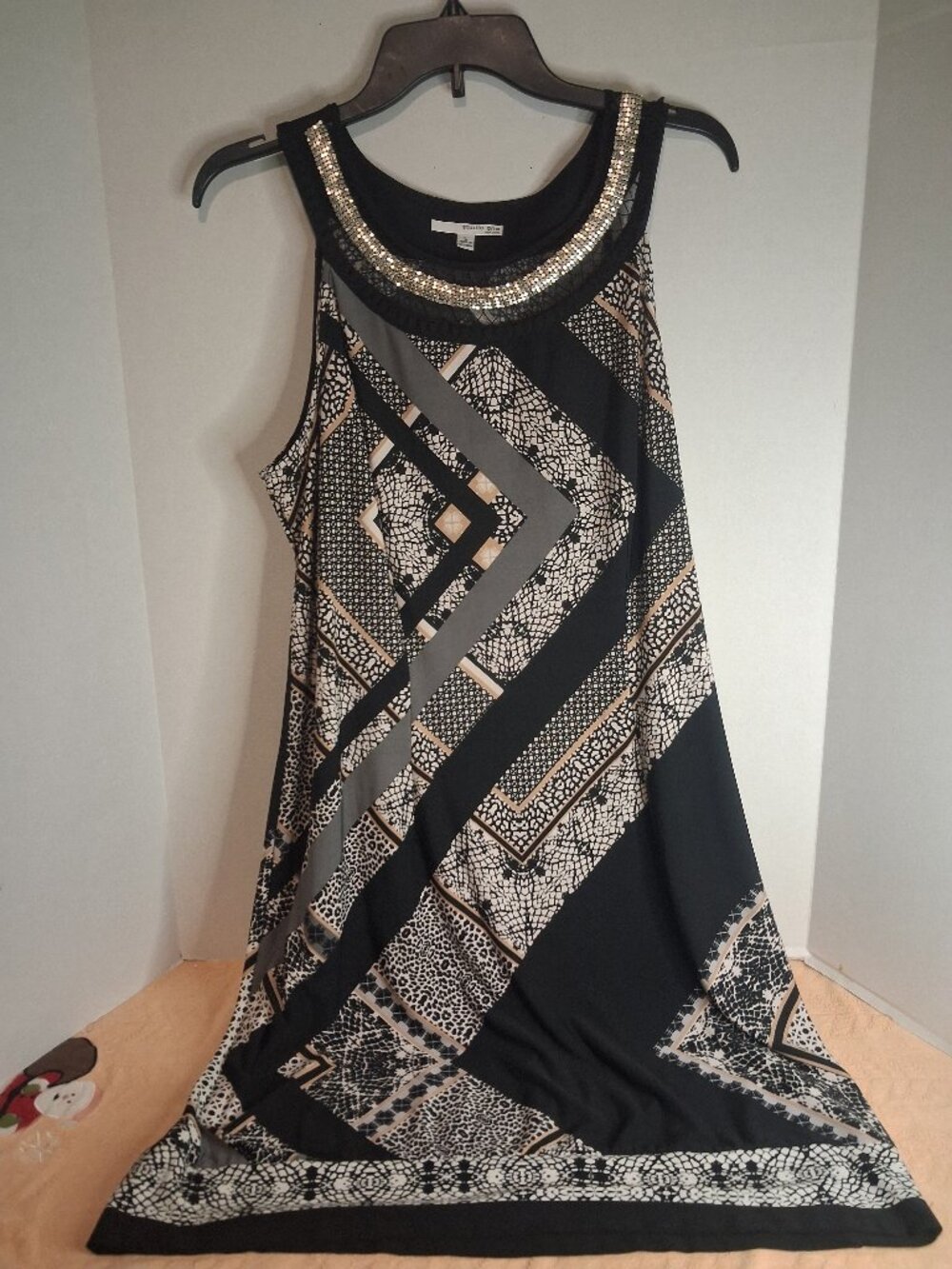 Studio One New York Geometric Chevron Print Halter Dress Embellished Neck Size L